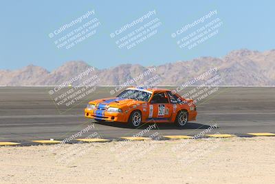 media/Oct-15-2023-Lucky Dog Racing Chuckwalla (Sun) [[f659570f60]]/2nd Stint Bowl/
